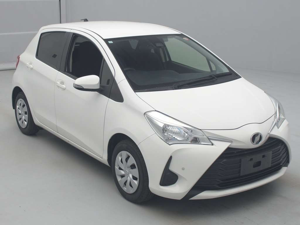 2018 Toyota Vitz KSP130[2]