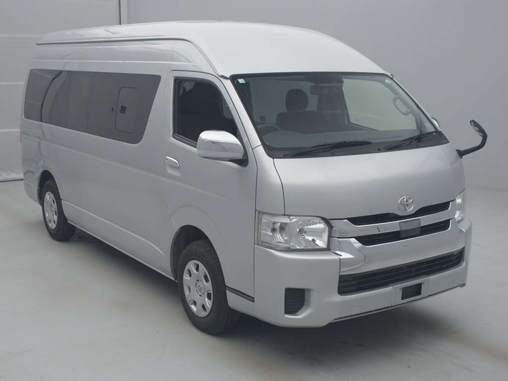 2020 Toyota Hiace Wagon TRH229W[2]