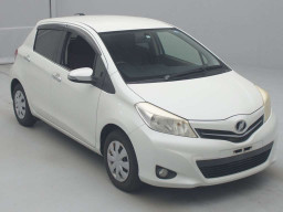 2011 Toyota Vitz