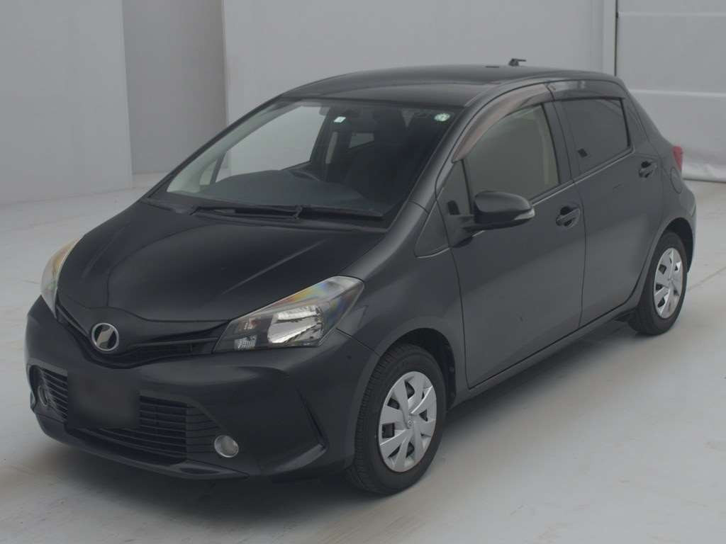 2016 Toyota Vitz KSP130[0]