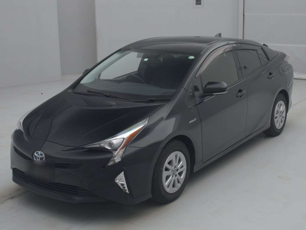 2016 Toyota Prius ZVW50[0]