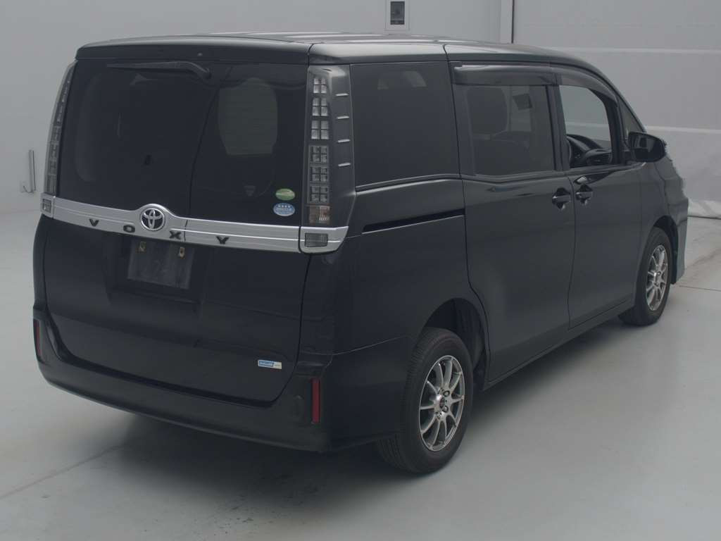 2014 Toyota Voxy ZRR85G[1]