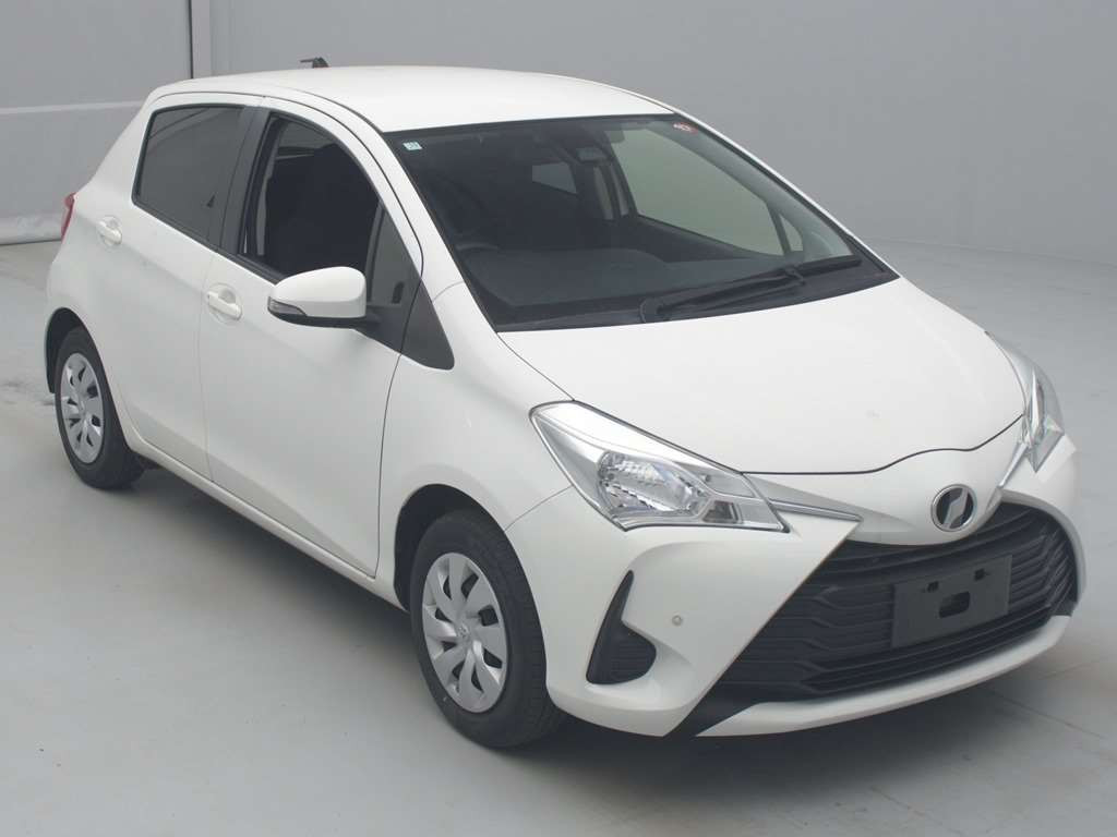 2018 Toyota Vitz KSP130[2]