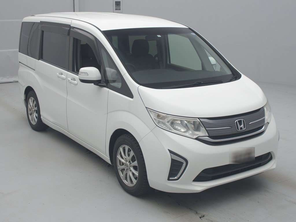 2015 Honda Step WGN RP1[2]