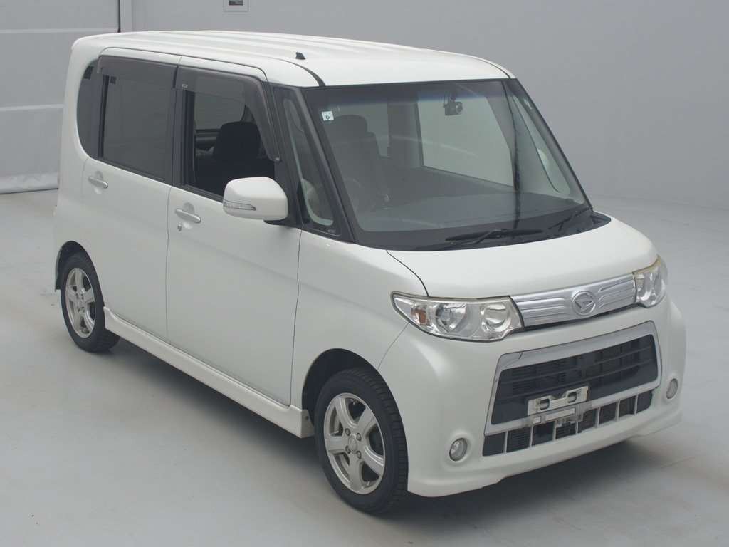 2011 Daihatsu Tanto L375S[2]