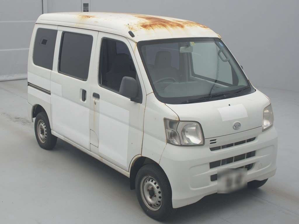 2010 Daihatsu Hijet Cargo S331V[2]