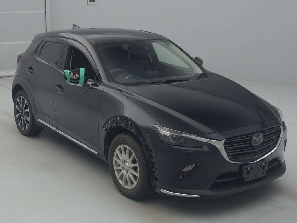 2018 Mazda CX-3 DK8AW[2]