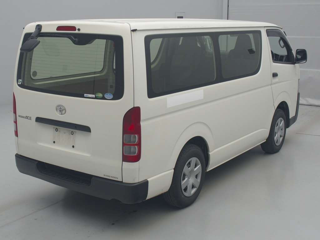 2019 Toyota Regiusace Van GDH206V[1]