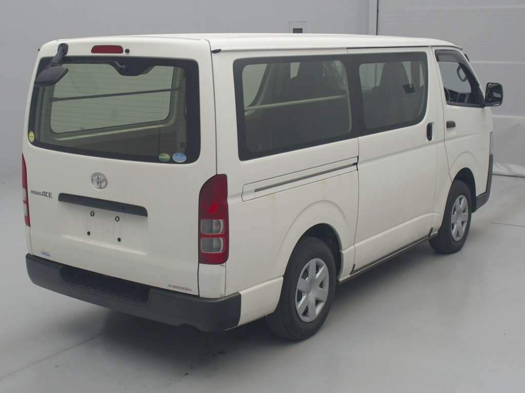 2019 Toyota Regiusace Van GDH206V[1]