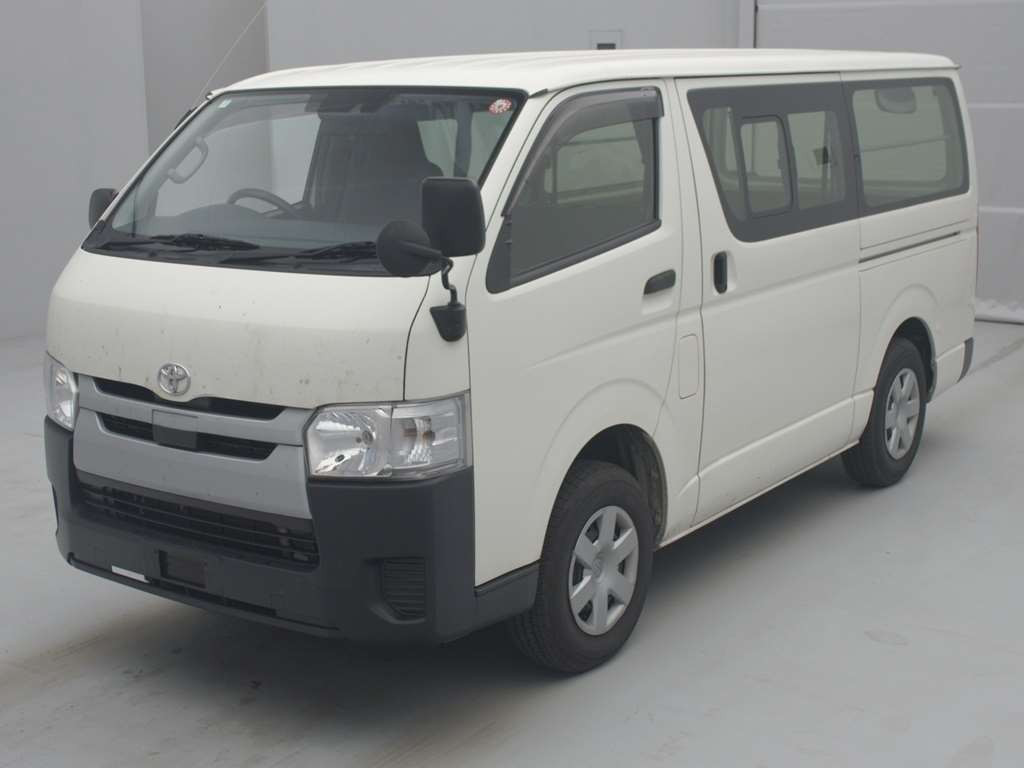 2019 Toyota Hiace Van GDH206V[0]