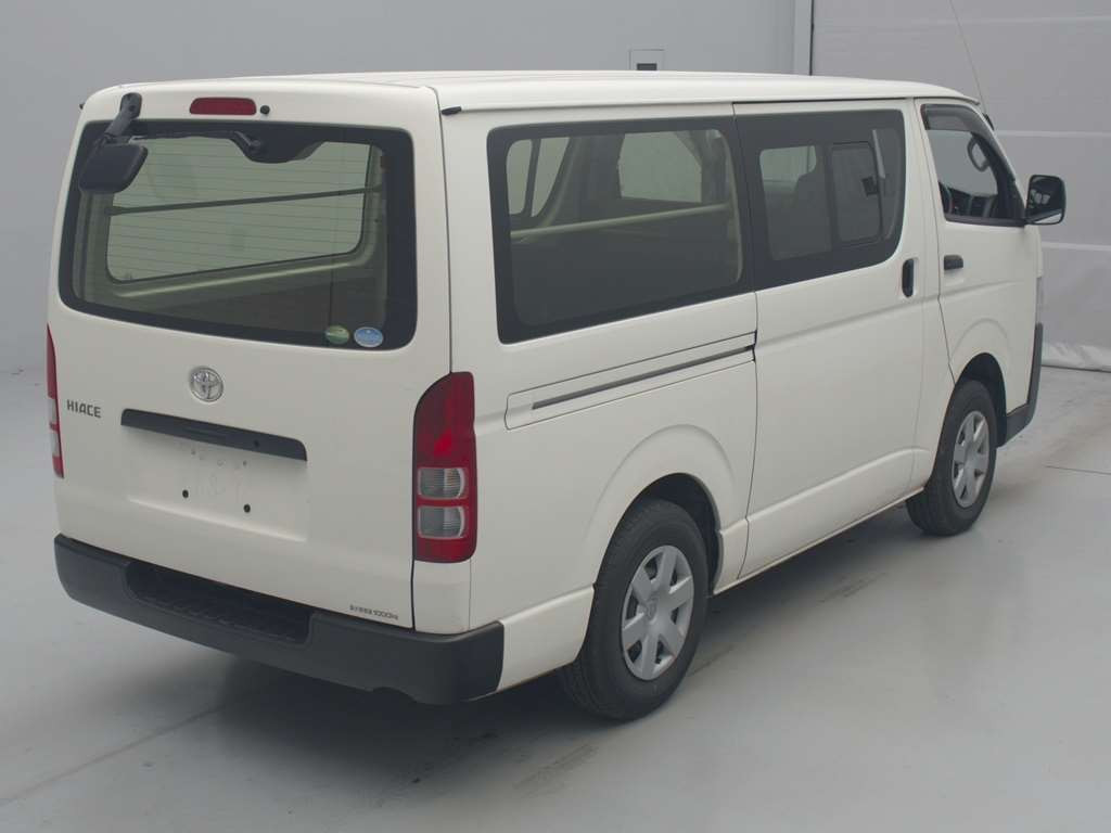 2019 Toyota Hiace Van GDH206V[1]