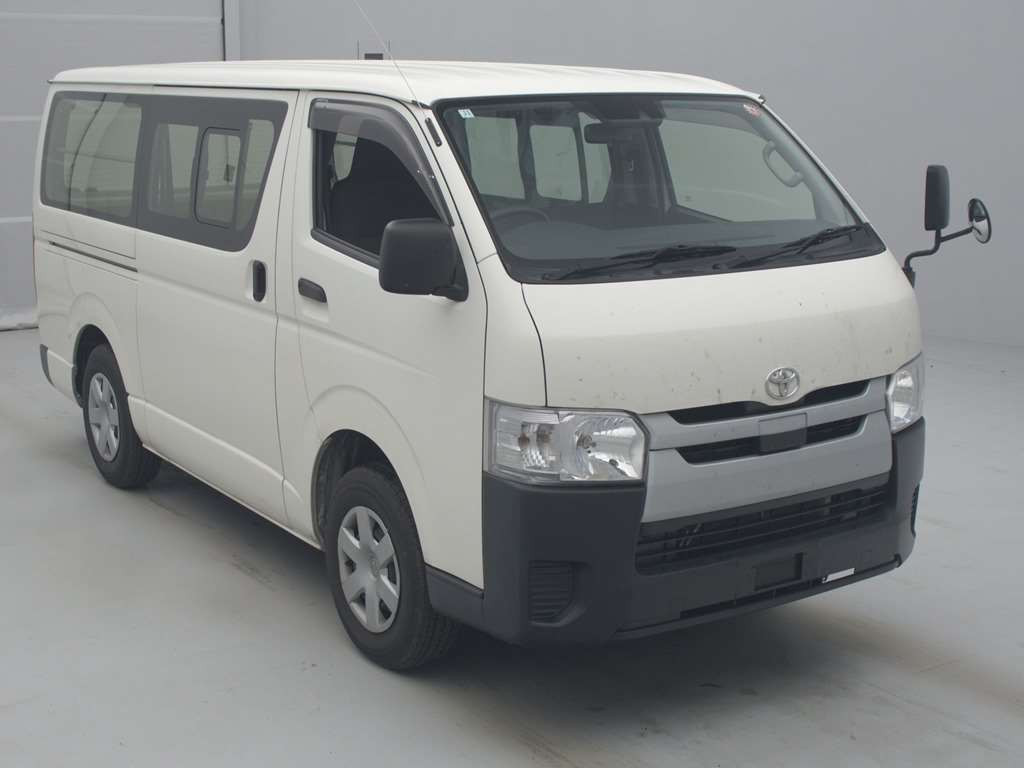 2019 Toyota Hiace Van GDH206V[2]