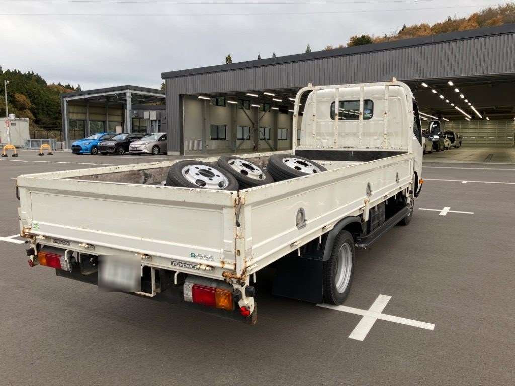 2019 Toyota Toyoace Truck XZU655[1]