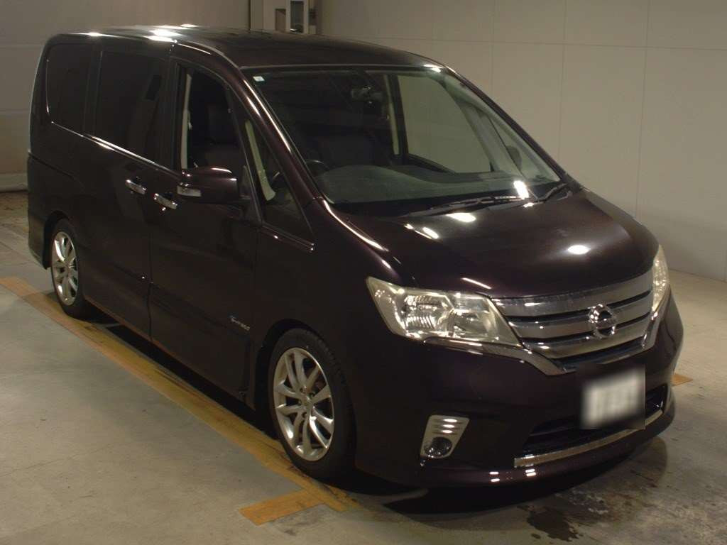 2013 Nissan Serena HFC26[2]