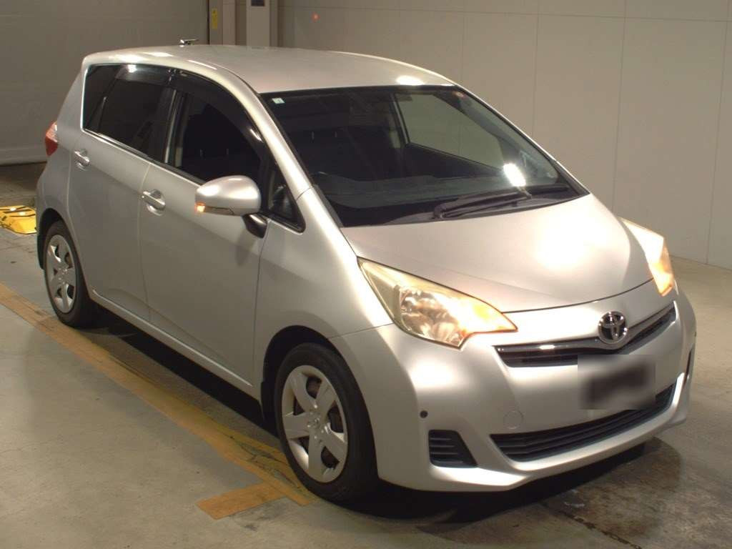 2012 Toyota Ractis NSP120[2]