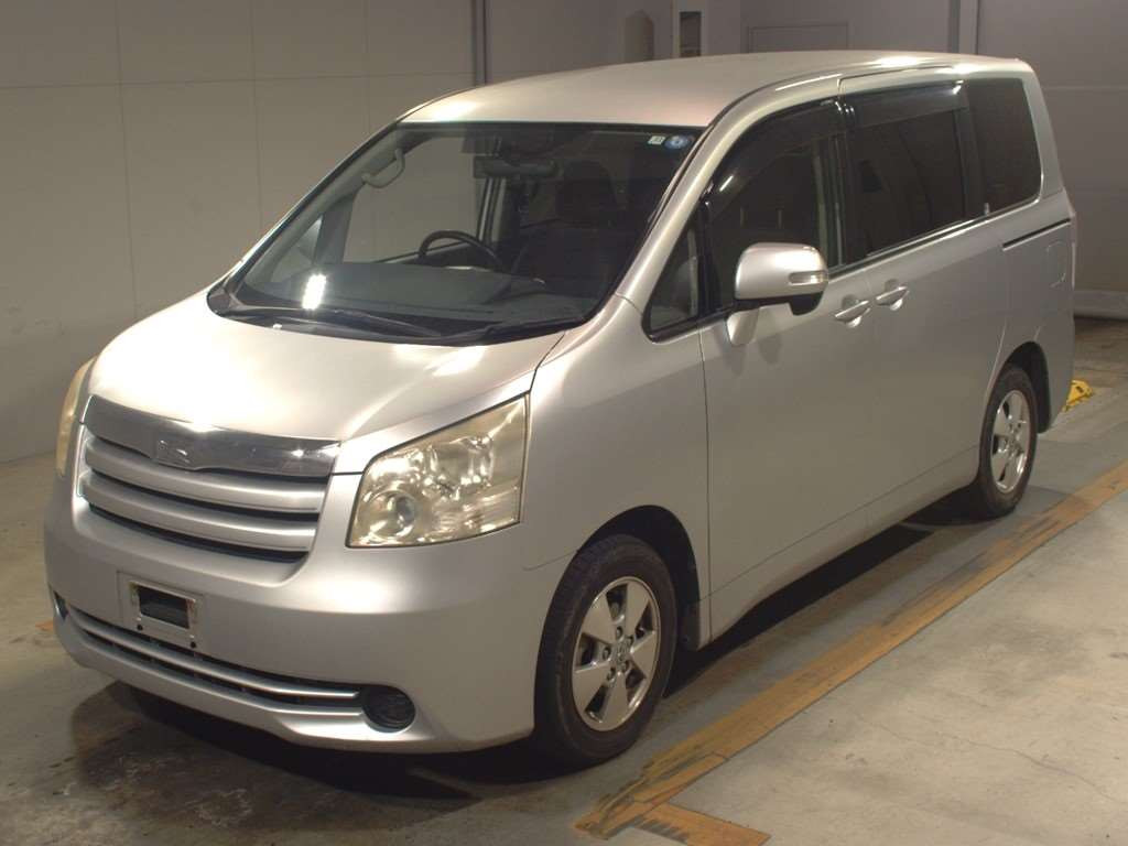 2009 Toyota Noah ZRR70G[0]