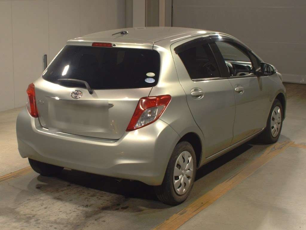 2012 Toyota Vitz KSP130[1]