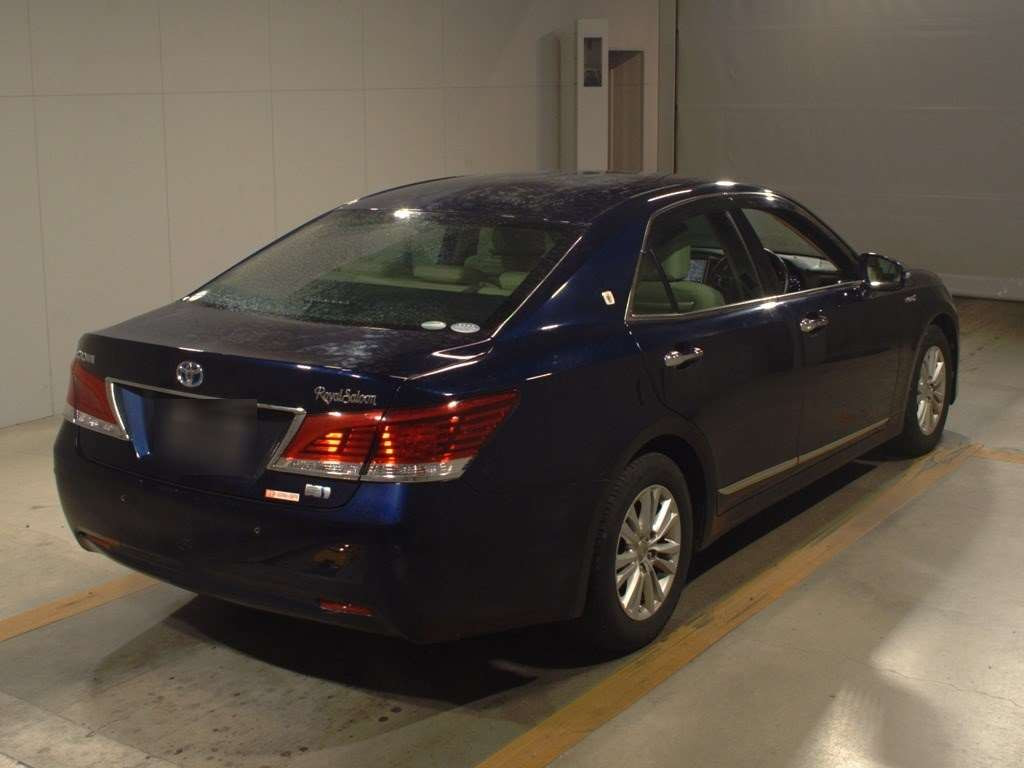 2014 Toyota Crown Hybrid AWS210[1]