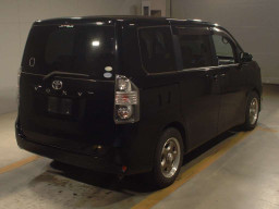 2010 Toyota Voxy