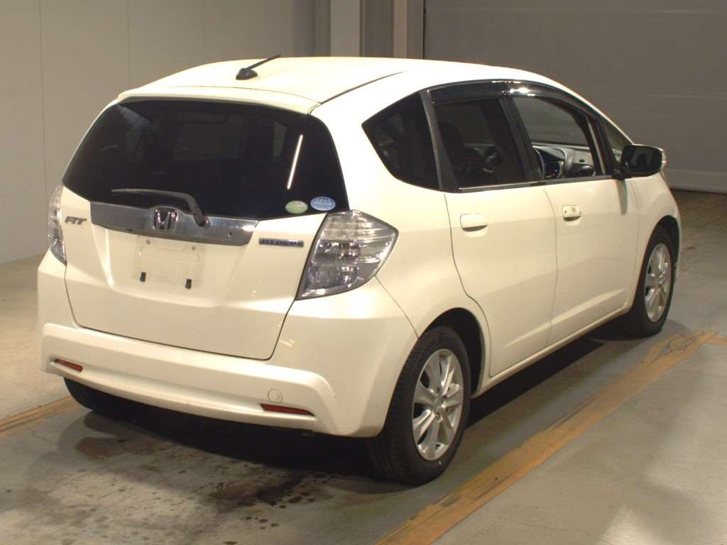 2011 Honda Fit Hybrid GP1[1]