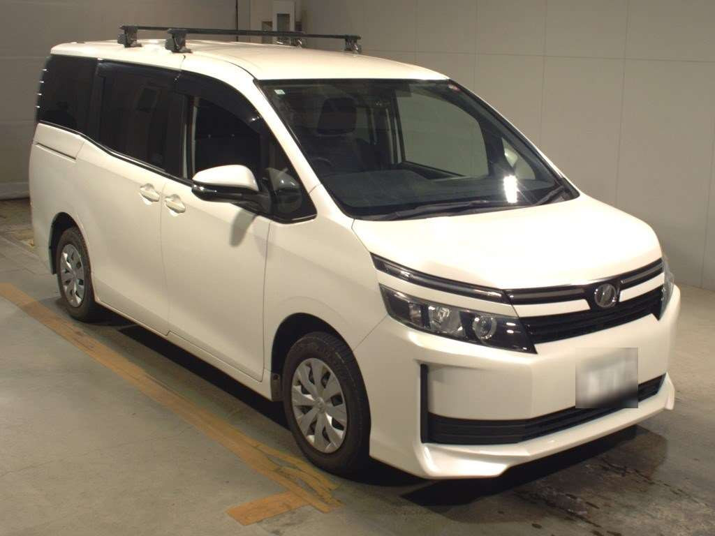 2016 Toyota Voxy ZRR80G[2]