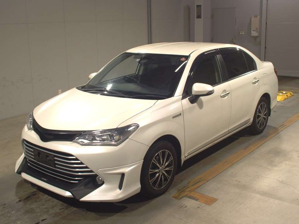 2015 Toyota Corolla Axio NKE165[0]