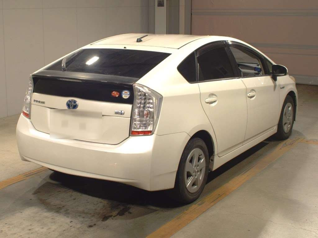 2009 Toyota Prius ZVW30[1]