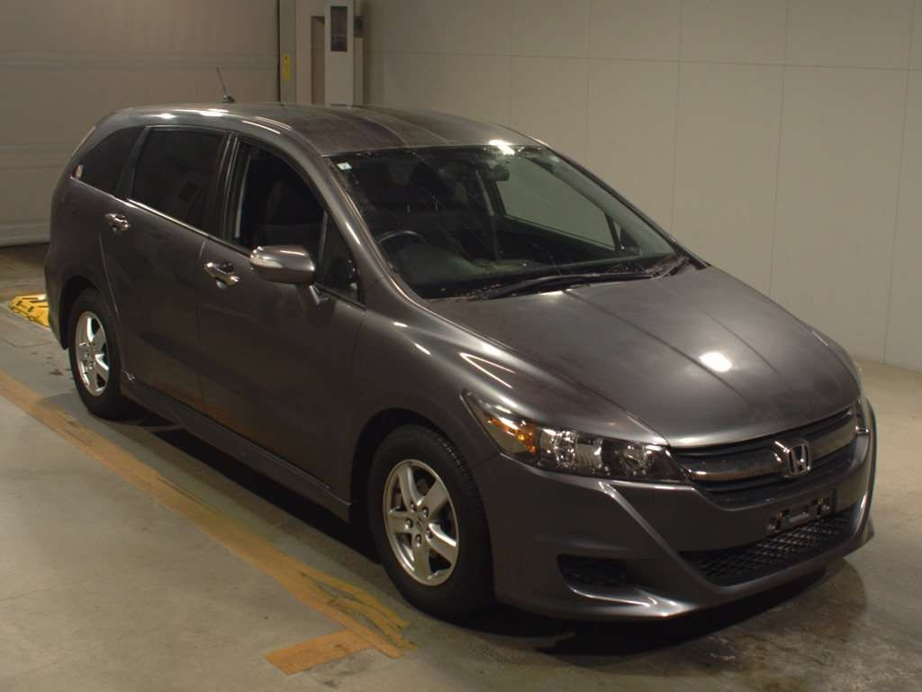 2011 Honda Stream RN6[2]