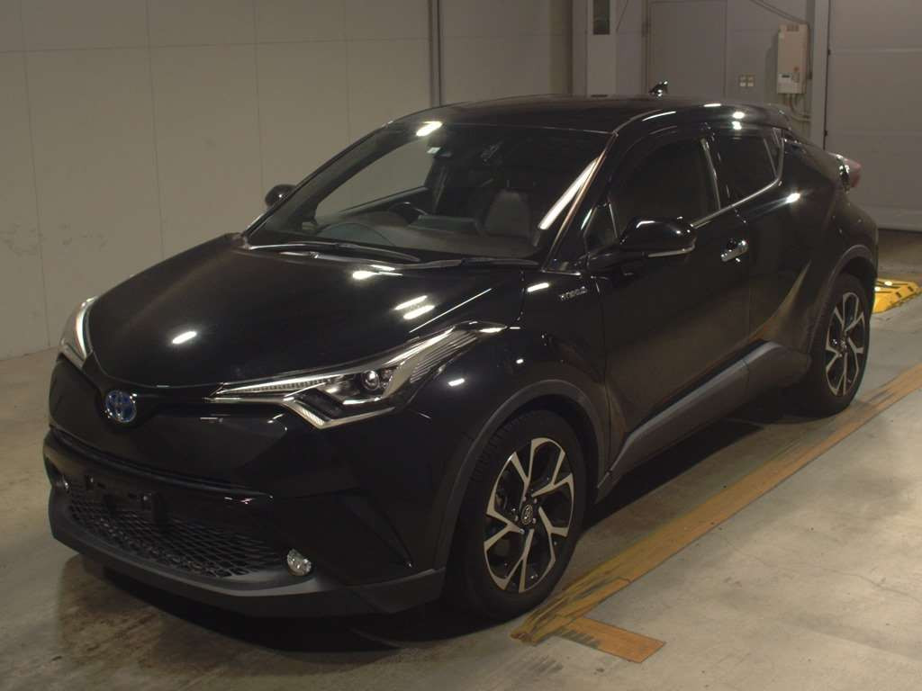 2018 Toyota C-HR ZYX10[0]