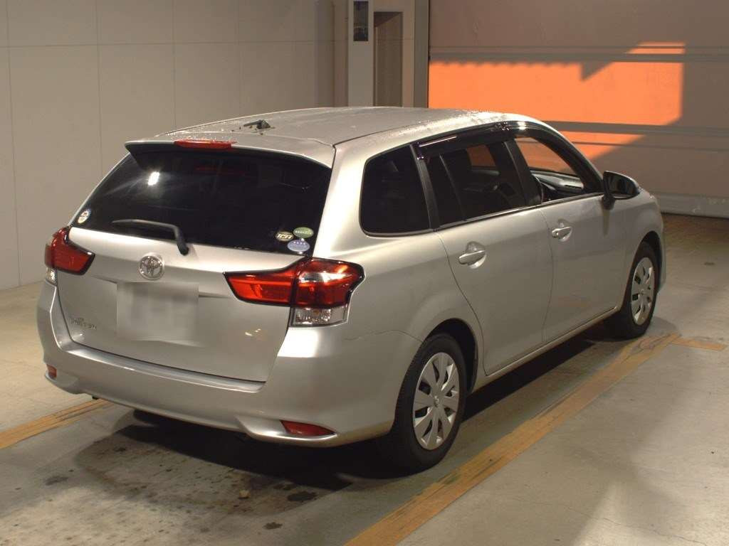 2017 Toyota Corolla Fielder NRE161G[1]