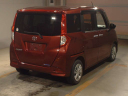 2021 Toyota Roomy