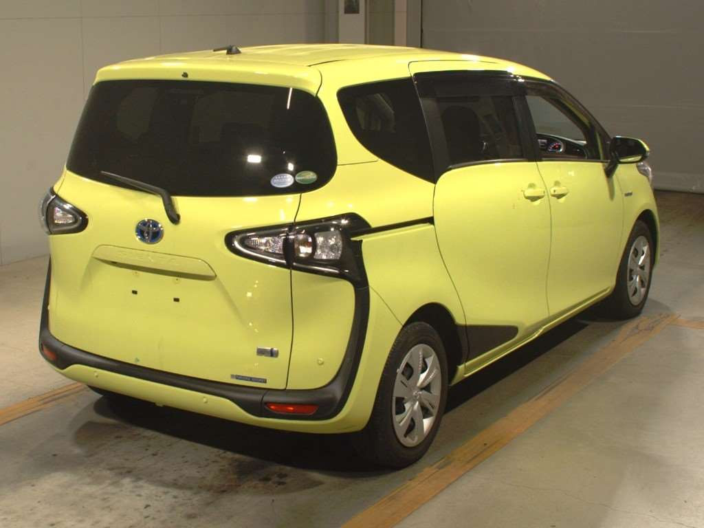 2020 Toyota Sienta NHP170G[1]