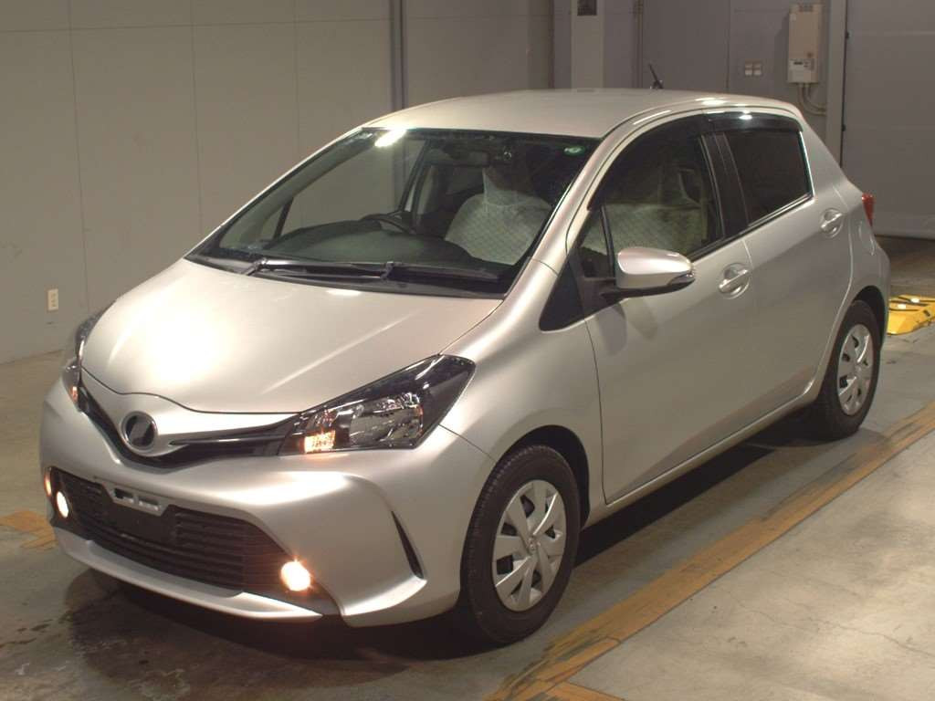 2014 Toyota Vitz NSP130[0]