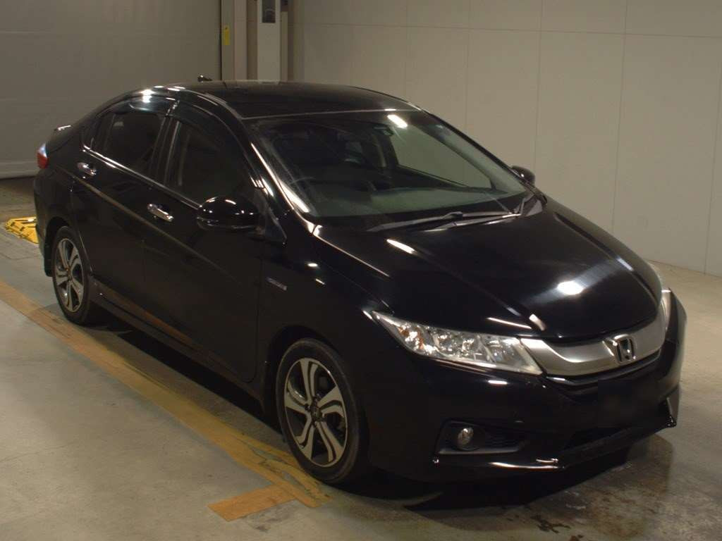 2015 Honda Grace GM4[2]