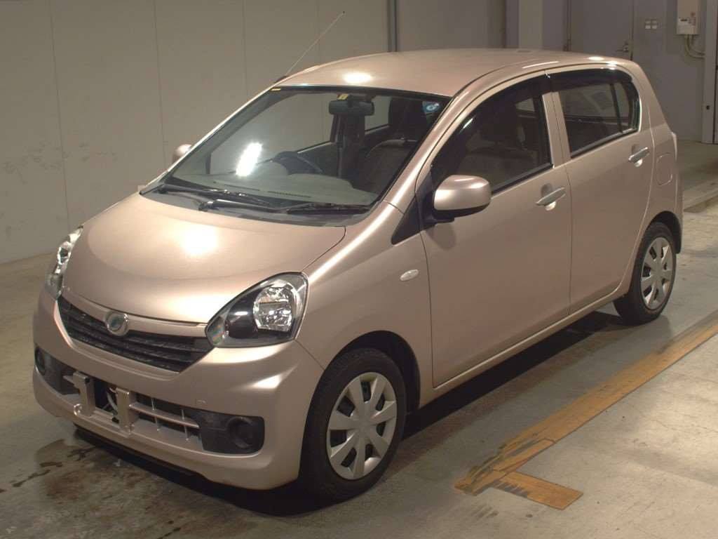 2016 Daihatsu Mira es LA300S[0]