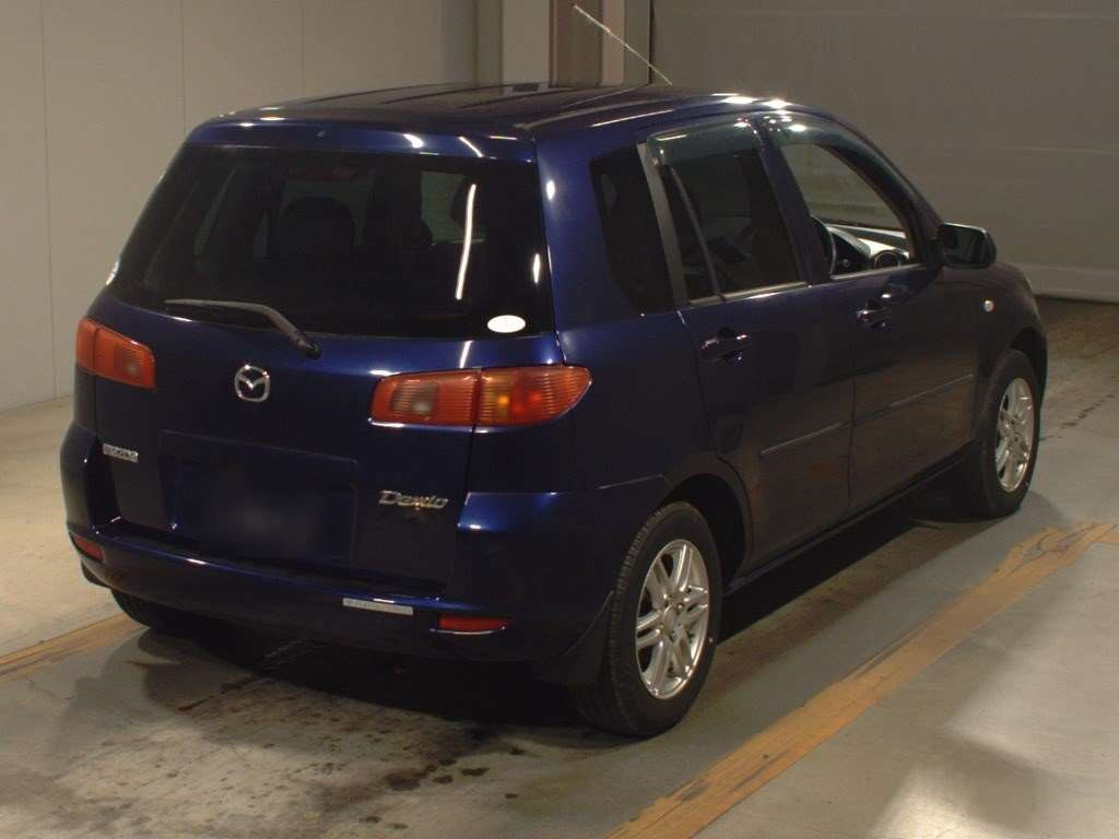 2003 Mazda Demio DY3W[1]