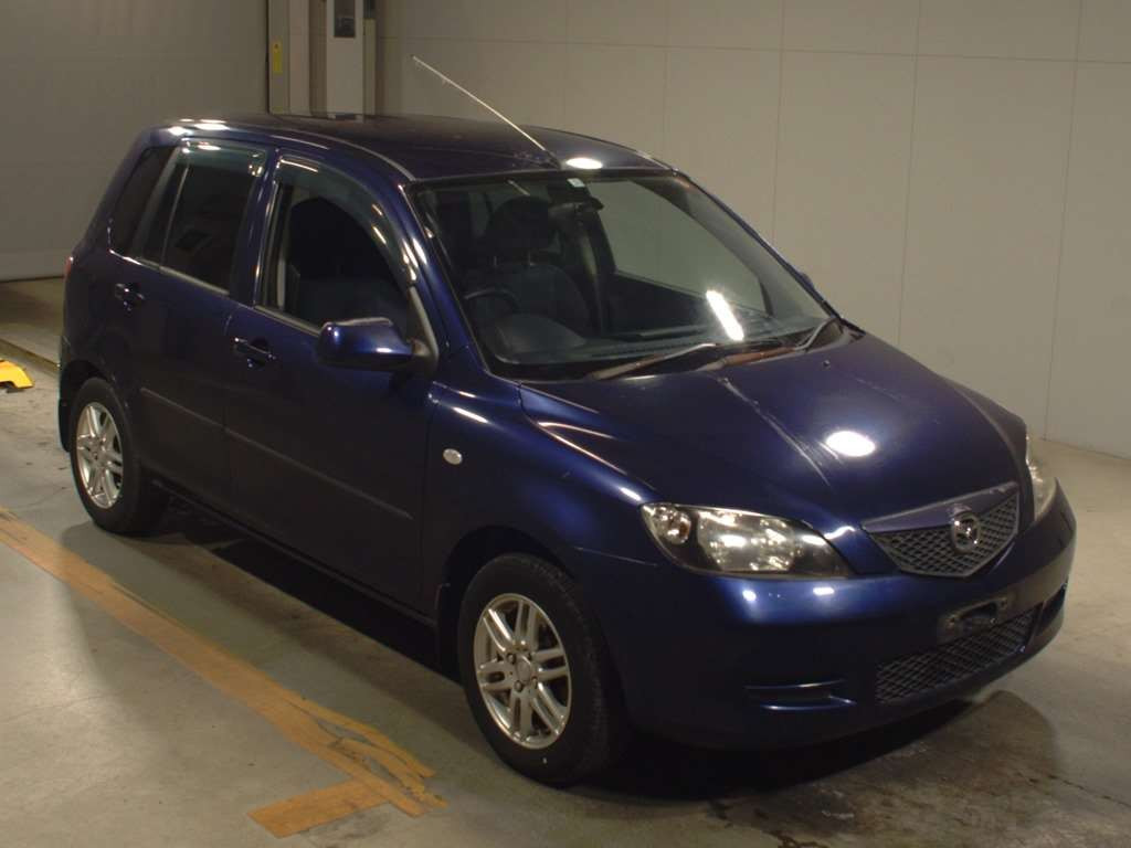 2003 Mazda Demio DY3W[2]