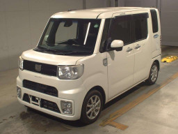 2016 Daihatsu Wake