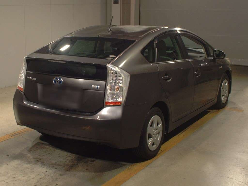 2011 Toyota Prius ZVW30[1]