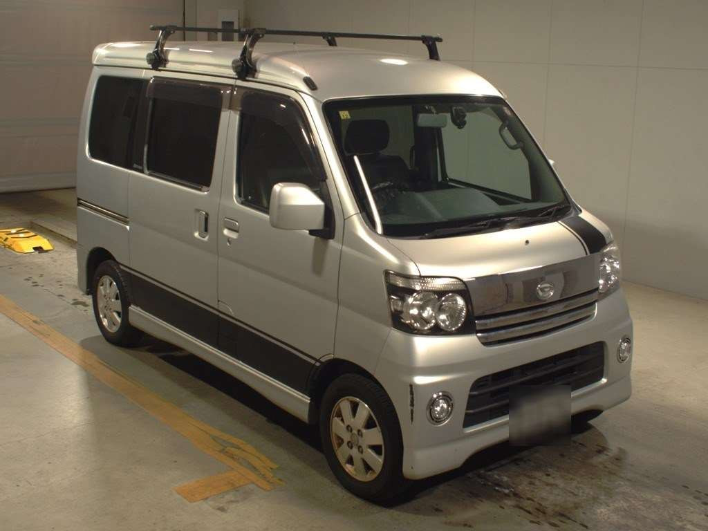 2006 Daihatsu Atrai Wagon S320G[2]