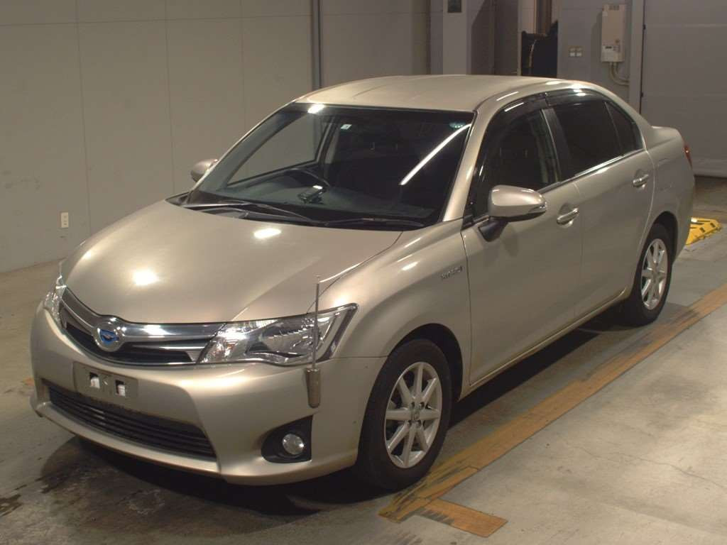 2014 Toyota Corolla Axio NKE165[0]