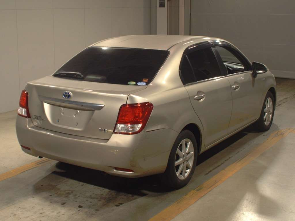 2014 Toyota Corolla Axio NKE165[1]