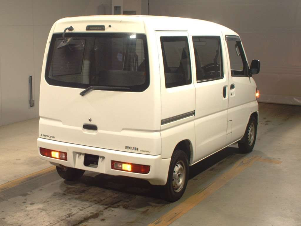 2012 Mitsubishi Minicab Van U61V[1]