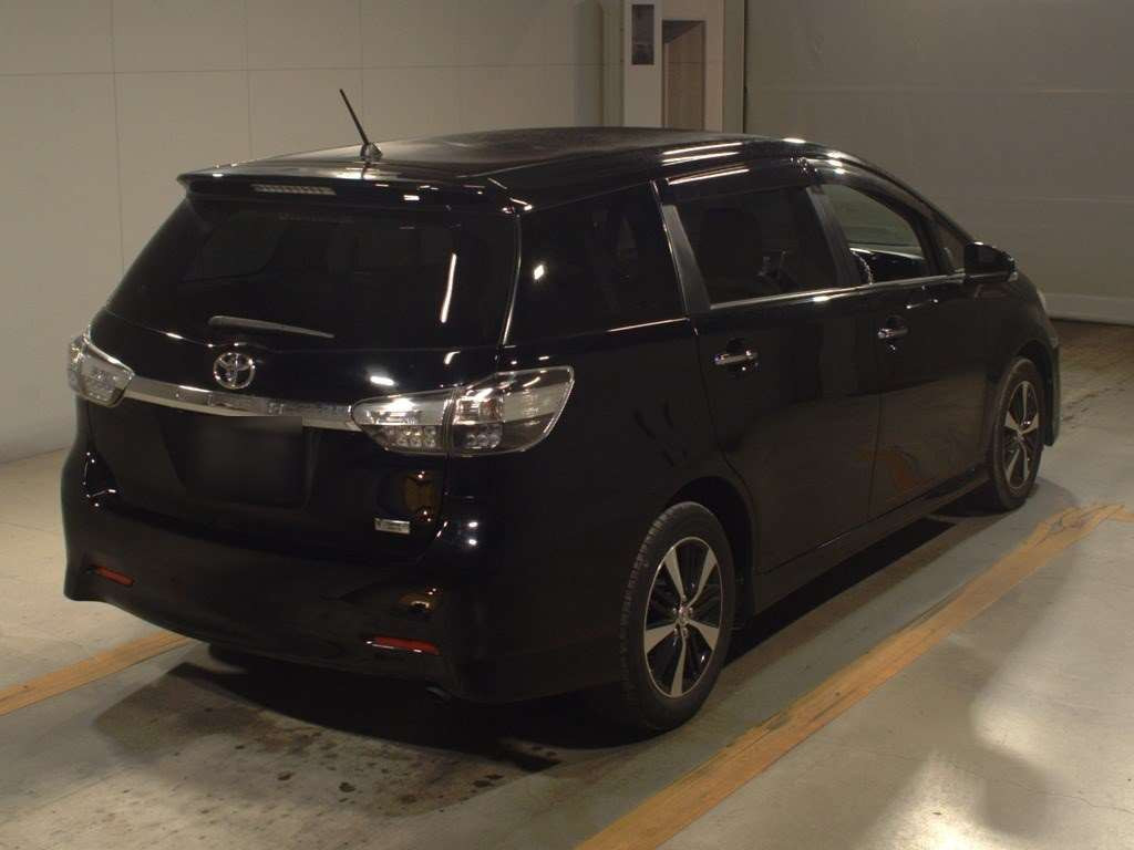 2013 Toyota Wish ZGE20W[1]