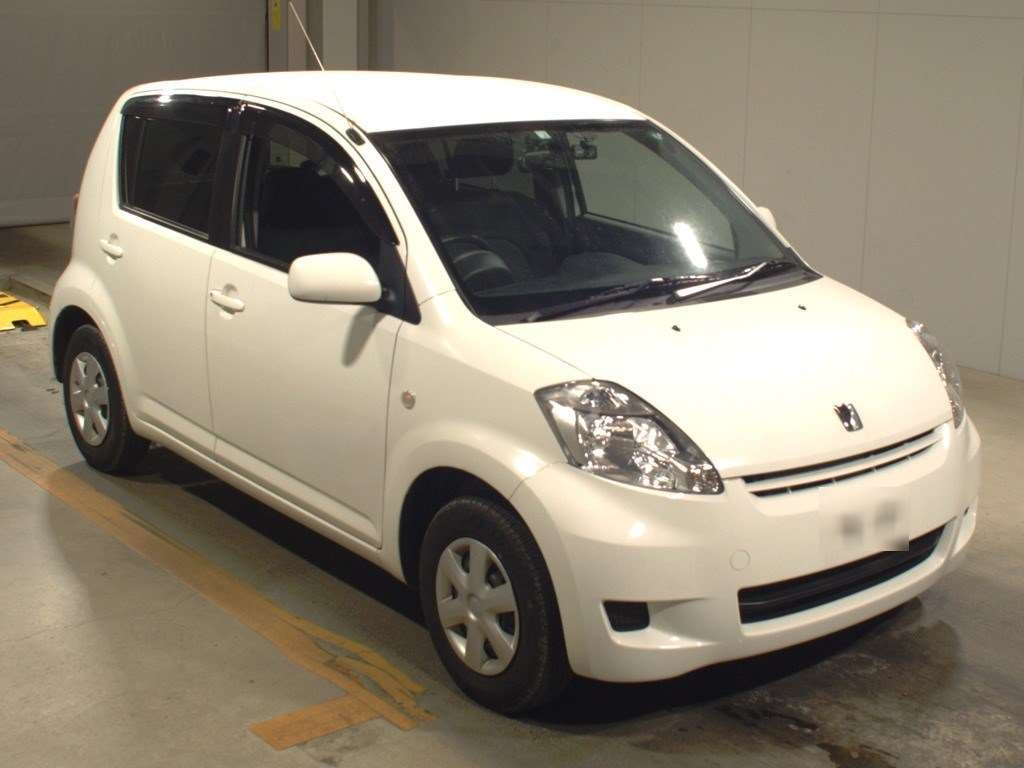 2010 Toyota Passo KGC10[2]