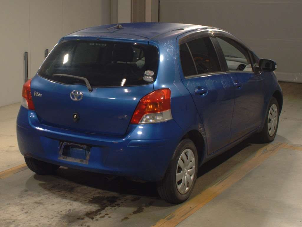 2009 Toyota Vitz SCP90[1]