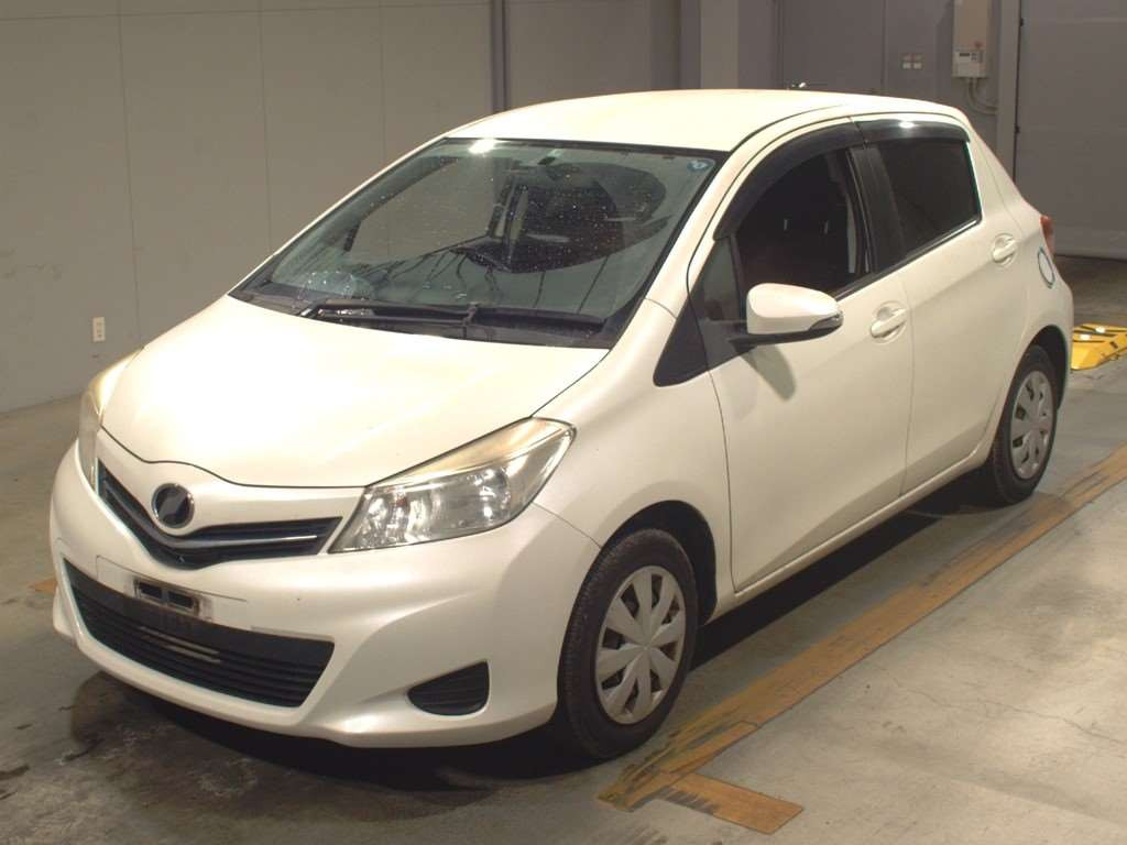 2011 Toyota Vitz KSP130[0]