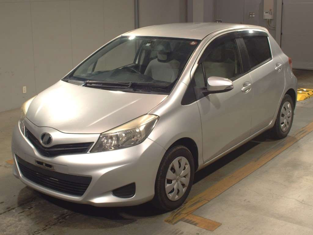 2013 Toyota Vitz KSP130[0]