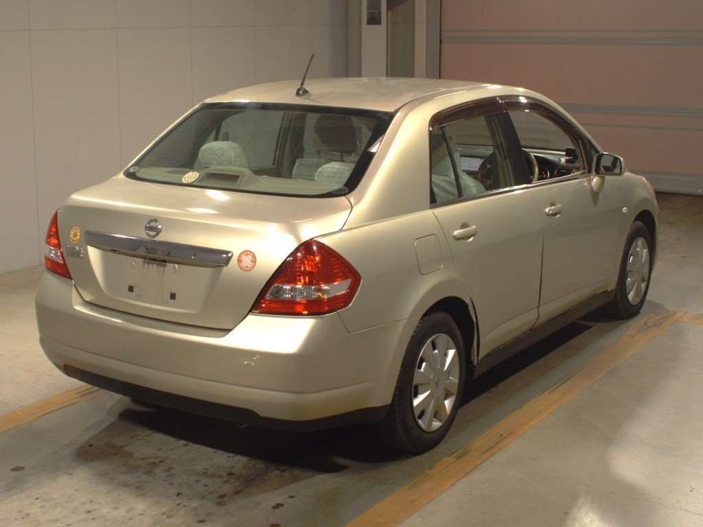 2007 Nissan Tiida Latio SC11[1]