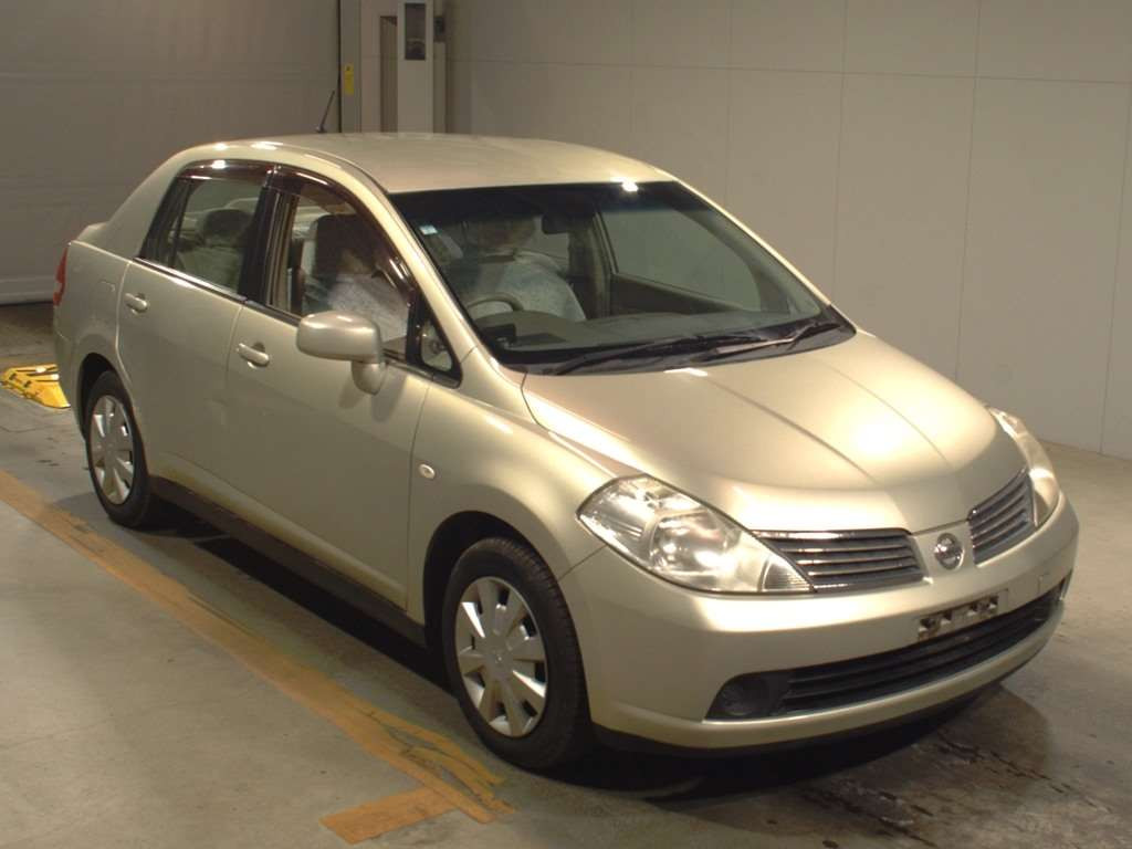 2007 Nissan Tiida Latio SC11[2]